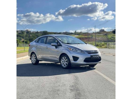 FORD FIESTA 1.6 MPI CLASS HATCH 8V FLEX 4P MANUAL